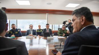 Plan Democracia: 246 mil uniformados vigilarán las elecciones.