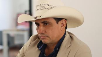 Alirio Barrera, jefe de debate de Paloma Valencia, señalado de acoso sexual y bajo investigación por presunta acumulación de tierras baldías