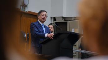 Energía fósil arruina la agricultura y la industria: presidente Petro