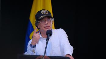 Petro dice que paro nacional catastral defiende terratenientes