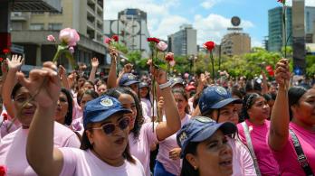 Racismo contra Delcy Rodríguez: protestas y firmas