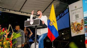 Hondurasgate: Petro cuestiona falta de investigación