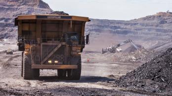Exportación ilegal de oro: Petro propone reforma minera