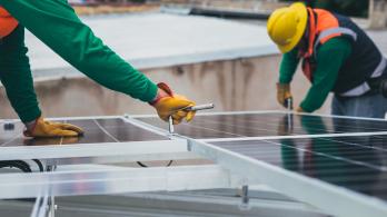 Gobierno alerta por posible llegada de El Niño y exige ahorro de energía en entidades públicas