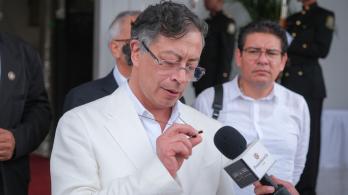 "Cambiarán la política del amor por la vendetta": Petro