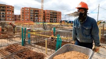 Gobierno busca proteger al trabajador y generar empleo formal