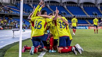 ¡Salvador-Colombia-le-gano-a-Peru-de-la-mano-de-Oscar-Cortes.jpg
