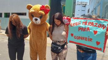 ¿Un-oso-en-operativo-policial-Asi-fue-esta-sorpresiva-captura-en-Peru.jpg