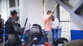 54-agentes-corruptores-son-trasladados-a-La-Picota.jpg