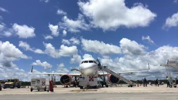 Aeropuerto-Cancun.jpg