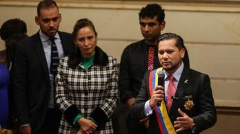Andres-Calle-elegido-como-presidente-de-la-Camara-de-Representantes.jpg