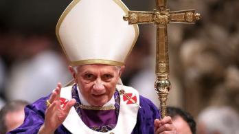 BenedictoXVI6.jpg