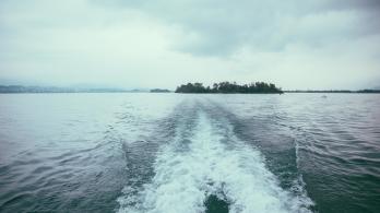 Botes.jpg