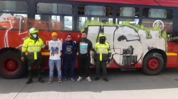 Buses-TransMilenio-vandalizados.jpg