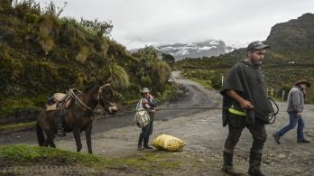CampesinosNevadoDelRuiz.jpg