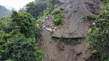Deslizamiento-de-tierra-en-Risaralda.png