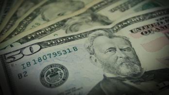 Dolar-en-Colombia-sigue-con-tendencia-a-la-baja_-divisa-abrio-a-3.915.jpg