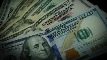 El-dolar-estaria-proximo-a-llegar-a-4.000-en-Colombia.jpg