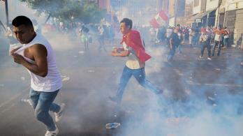 En-Lima-se-centran-las-manifestaciones-que-piden-la-renuncia-de-Dina-Boluarte.jpg