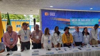 Gobierno-y-EMC-FARC-arrancan-cuarto-ciclo-de-conversaciones-de-paz.jpg