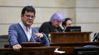 Gobierno-y-FARC-acordaron-una-nueva-mesa-de-dialogos.jpg