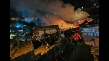 Incendio-en-Bogota-llamas-devoraron-70-casas-en-un-barrio.jpg