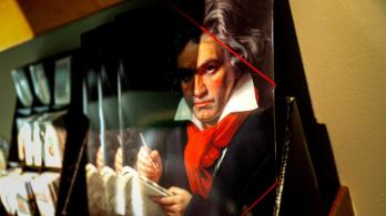 La-musica-celebra-200-anos-de-la-Novena-sinfonia-de-Beethoven-historia-y-curiosidades.jpg