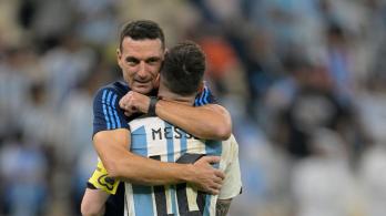 Lionel-Scaloni-ya-esta-al-lado-de-Menotti-y-Bilardo.jpg