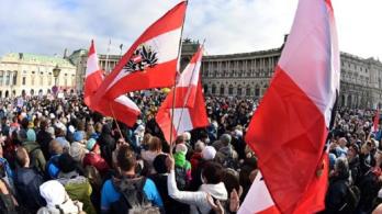Manifestaciones-mundo-AFP-Covid.jpg