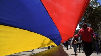 Marchas-del-15-de-febrero_.jpg