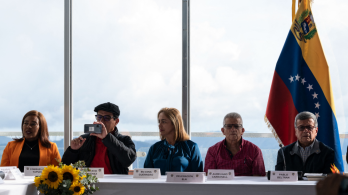Mesa-de-dialogos-con-el-Eln.png