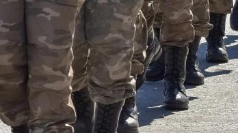 Militares.jpg