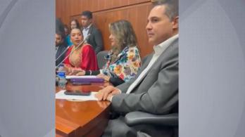 Payasa-la-agresion-de-Honorio-Henriquez-a-Martha-Peralta-en-debate-de-reforma-a-la-salud.jpg