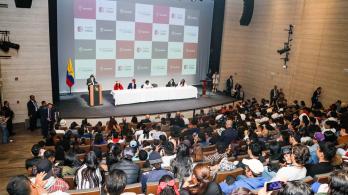 Petro-encuentro-jovenes.jpg