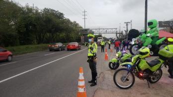 Policia.jpg