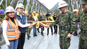 Puente-provisional-en-la-via-al-Llano.jpg