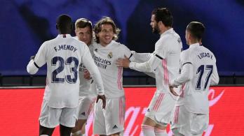 Real_victoria_clasico.jpg