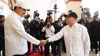 Reunion-Petro-Maduro-detalles-del-encuentro-bilateral-en-Caracas.jpg