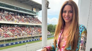 Shakira-acompano-a-Lewis-Hamilton-en-el-Gran-Premio-de-Espana-1.jpg