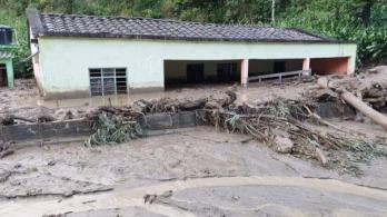 Temporada-de-lluvias_-5-municipios-afectados-y-varias-vias-taponadas-en-Narino.jpg