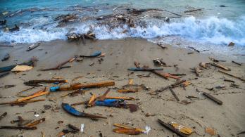 Unos-60-migrantes-murieron-en-naufragio-cerca-de-la-costa-de-Italia-1.jpg