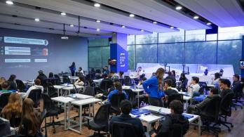Upskilling-y-reskilling-una-necesidad-que-se-vuelve-tendencia-en-las-empresas-latinoamericanas.jpg