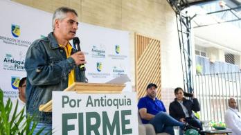 Vaca-para-vias-4G-de-Antioquia-ahora-solo-recibira-aportes-electronicos-gobernador-Andres-Julian-Rendon.jpg