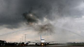 Villavicencio-Aeronautica-Civil-activo-puente-aereo-solidario-para-pasajeros-y-carga.jpg