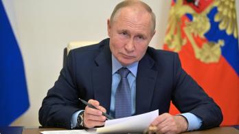 Vladimir-Putin-Covid.jpg