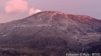 VolcanNevadoDelRuiz-1.jpg