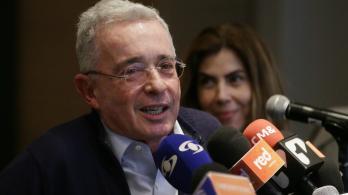 alvaro-uribe-fiscalia-preclusion-caso.jpg