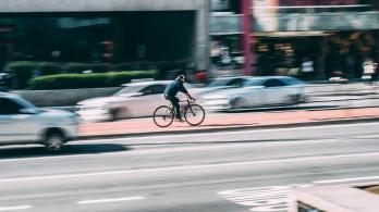 bicicleta_transporte_ciudad.jpg