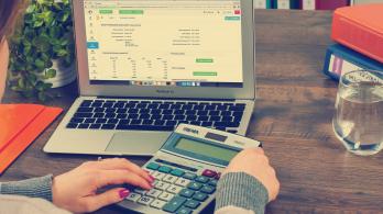 bookkeeping-615384_1280-1.jpg