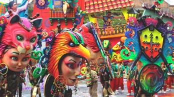 carnaval-de-blancos-y-negros.jpg